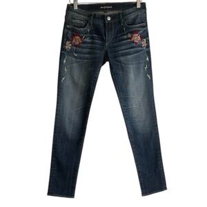DRIFTWOOD Dark Blue Floral Embroidered Low Rise Skinny Jeans, size 26